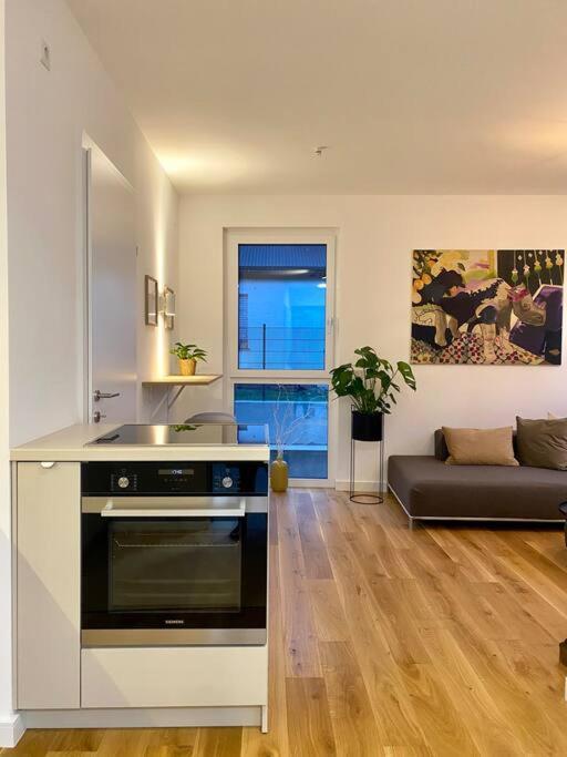 Modern Studio Gardenia_Gartenwohnung Alte Donau Viena Exterior foto