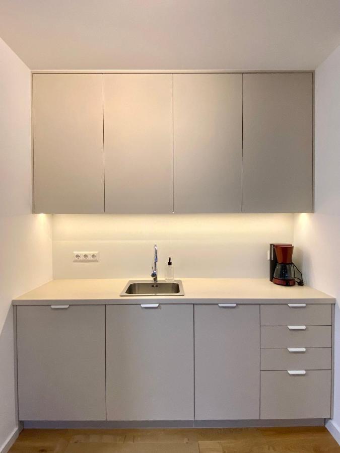 Modern Studio Gardenia_Gartenwohnung Alte Donau Viena Exterior foto